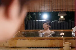 Chuyến đi giã ngoại gia đình, thay vì chịch vợ yêu mang thai thì thanh niên lại quan hệ mẹ người vợ có thai